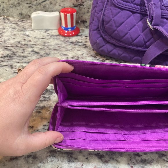 Vera Brandley Messenger Crossbody Bag & Wallet - Picture 4 of 4